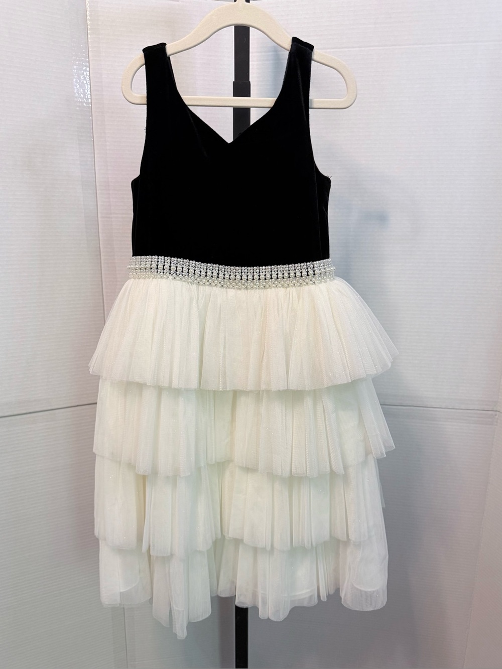 American Princess Special Occasion Sleeveless Black Velvet & Tulle Dress Size 7
